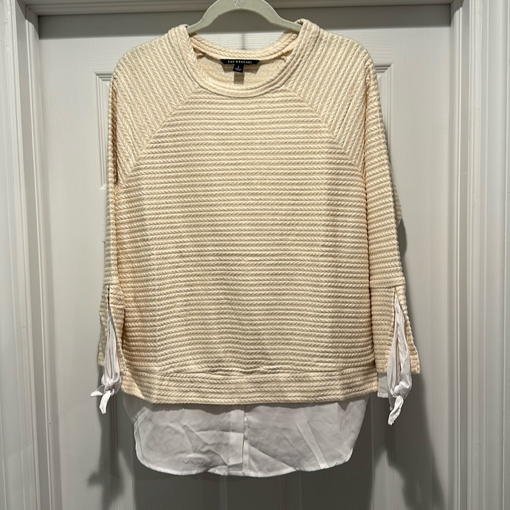 Zac and Rachel’s Women’s cream top-  brand new - size Large